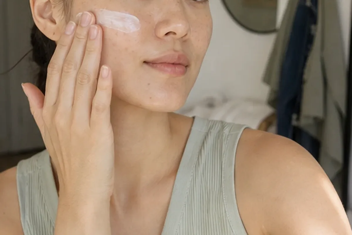 Redaktioneller Beauty-Moment zur Ausgangslage bei Reinigungsöl bei Rötungen